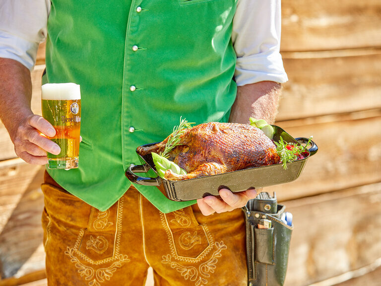 Frisch servierte Ente mit Bier, ein kulinarisches Erlebnis in der Gastronomie bei Bad Griesbach.
